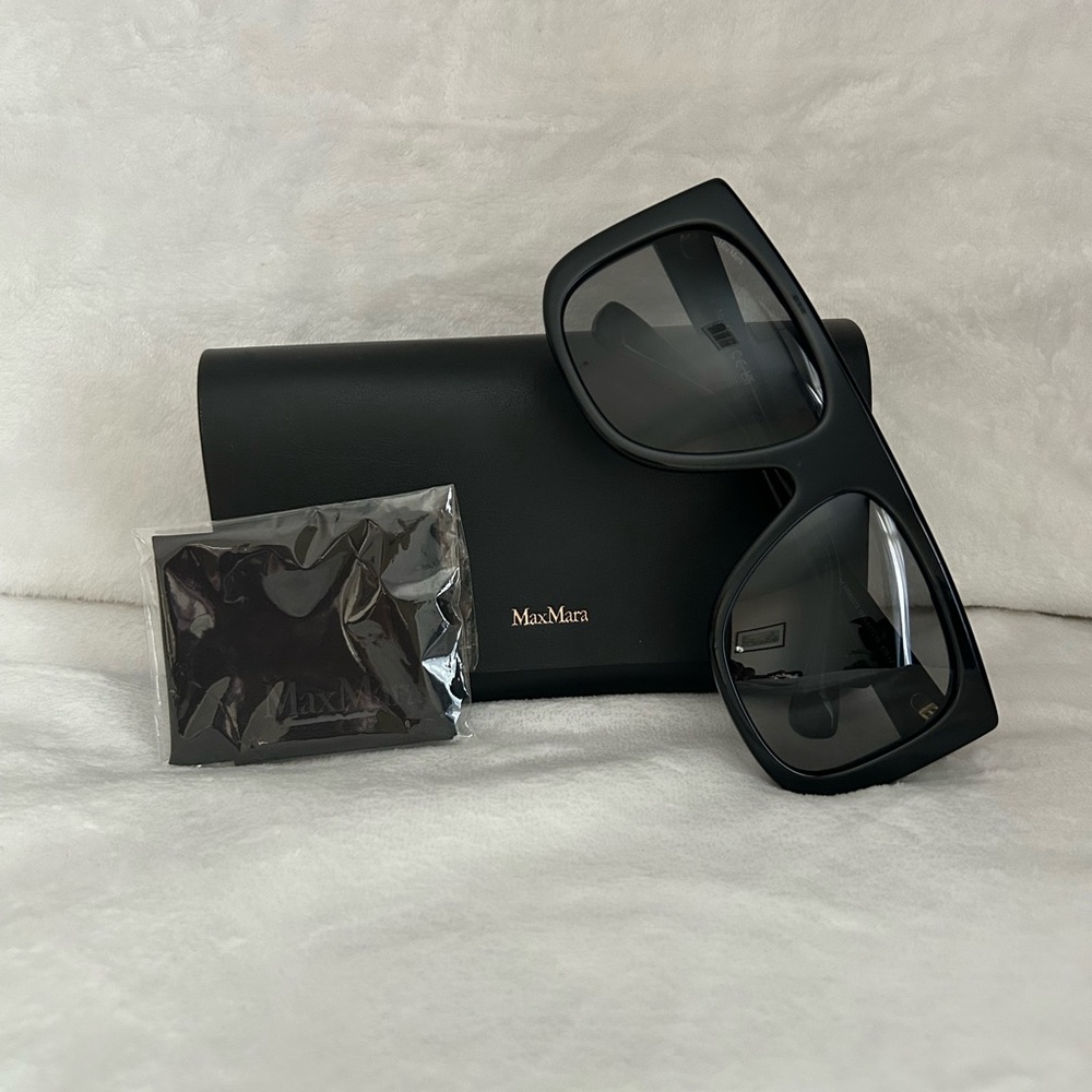 MaxMara black sunglasses